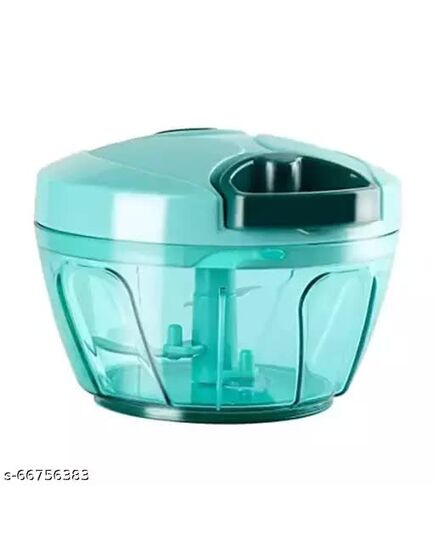 Compact vegetable plastic chopper with three blades